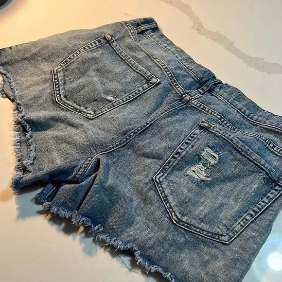 William Rast Highrise Denim jean shorts. Size‎  31 - Picture 7 of 11